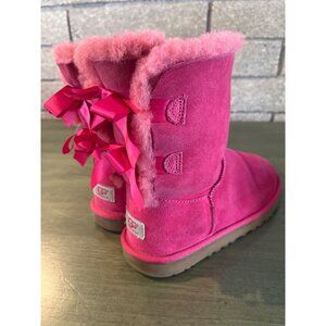 UGG Australia Bailey Bow Pink Suede Shearling Boots With Bow Details Size 5
